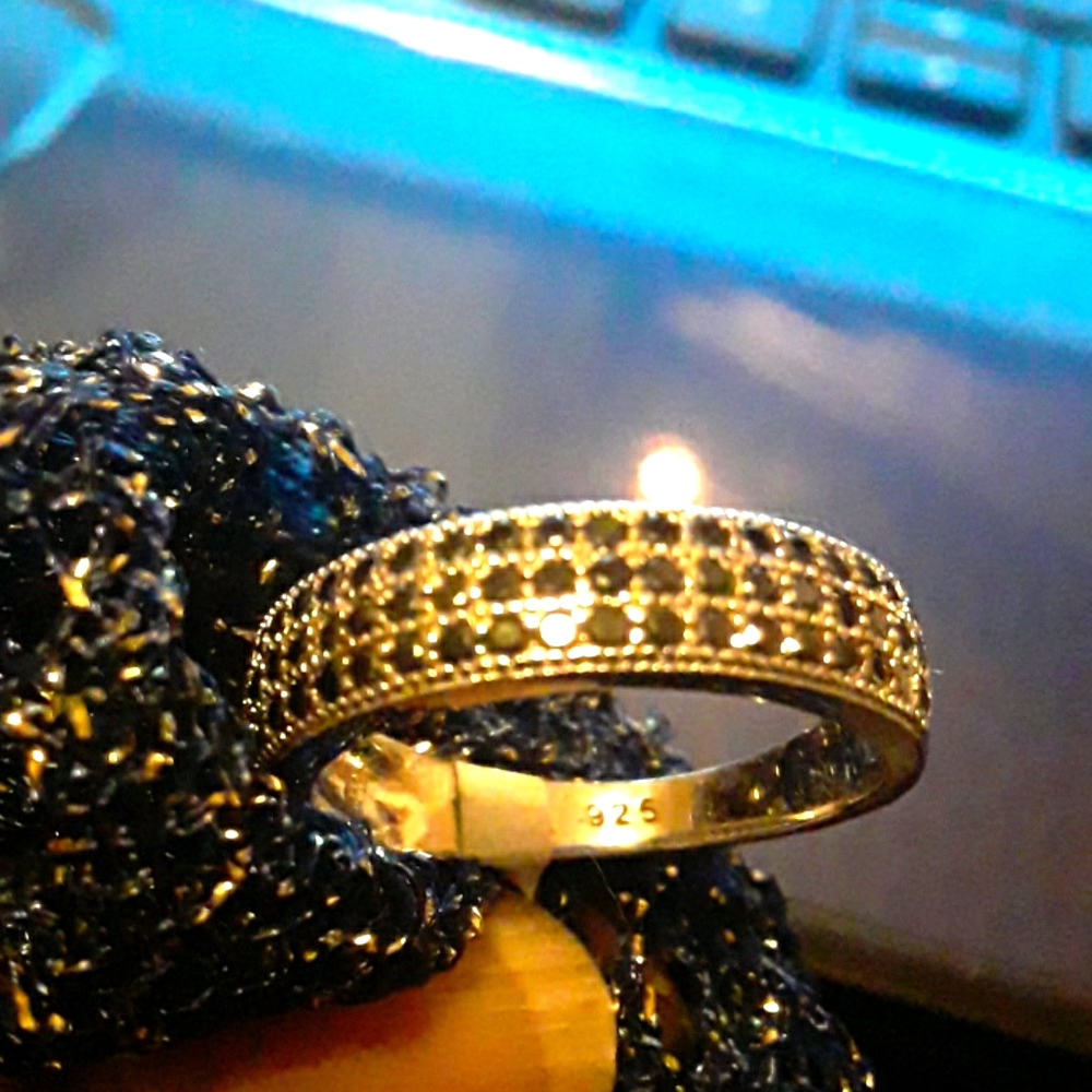 Simulated black dia. Ring